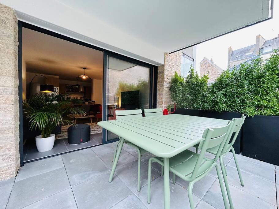 L'Hermine Terrasse Et Parking, 500 Plage Concarneau Exterior photo